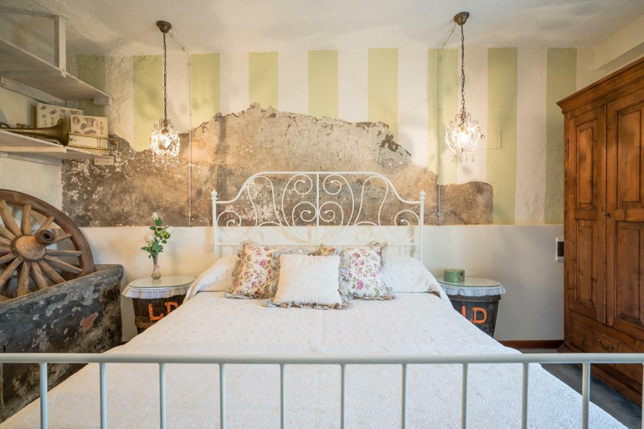 B&B Rosso Baccara Montevettolini Bagian luar foto