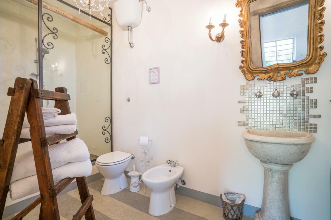 B&B Rosso Baccara Montevettolini Bagian luar foto
