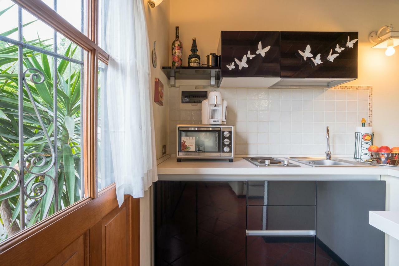 B&B Rosso Baccara Montevettolini Bagian luar foto
